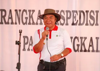 Salurkan Bantuan Sosial di Kabupaten Tangerang, Pj Gubernur Banten Al Muktabar : Menjadi Tali Asih