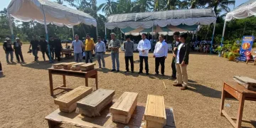 Abdimas BEM Vokasi UI 2023 Kembangkan UMKM Desa Wisata Kubang Baros