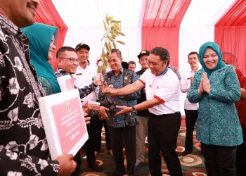Kampanye Gemarikan, Pj Gubernur Banten Al Muktabar: Ikan Penting Untuk Tumbuh Kembang Anak