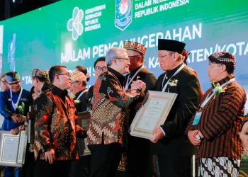 Pemkot Tangerang Selatan Raih Penghargaan STBM Pratama dari Kemenkes RI