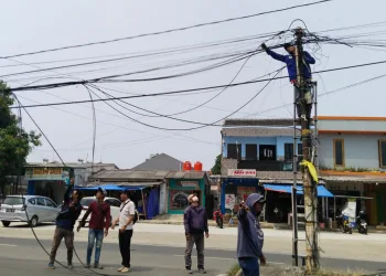 Pelebaran Simpang Jalan Pondok Jagung Timur dan Pondok Jati Terkendala Tiang dan Kabel PLN dan Provider Internet