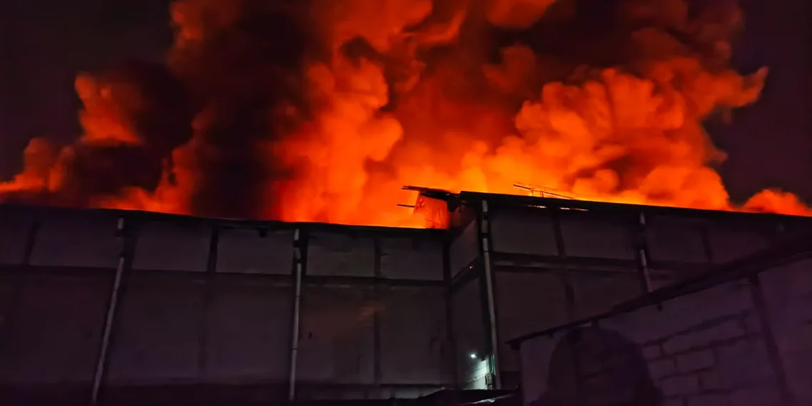4 Gudang Sparepart Mobil Terbakar di Tangerang