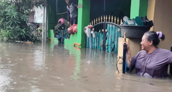 Diguyur Hujan, Ibu Kota Kabupaten Tangerang Dikepung Banjir