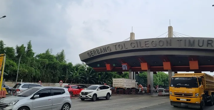 1,3 Juta Kendaraan Melintas di Ruas Tol Tangerang Merak Sejak H-7 Hingga Hari Natal