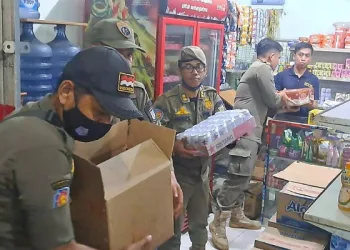 Dua Malam Operasi, Satpol PP Tangerang Selatan Sita 1.954 Botol dan 241 Kaleng Miras