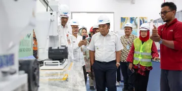 Pastikan Ketersediaan Bahan Produksi Beras Jelang Nataru, Al Muktabar Tinjau Kawasan Industri Terpadu Wilmar