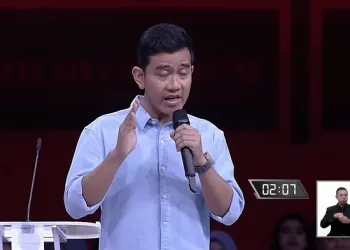 Debat Cawapres: Mahfud MD dan Gibran Terlibat Aksi Saling Sindir Terkait Istilah Asing
