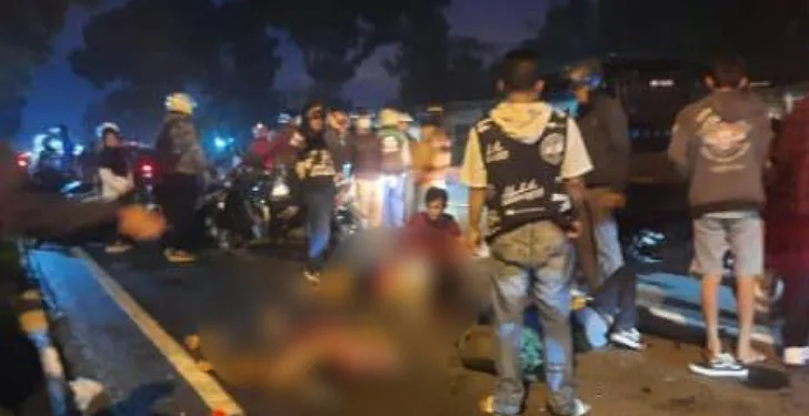 BREAKING NEWS: Sejumlah Pemotor Terlibat Tabrakan di Jalan Raya Puspiptek Setu Tangerang Selatan