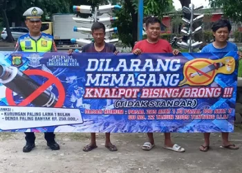 Polres Metro Tangerang Kota Sebar Spanduk Larangan Sepeda Motor Berknalpot Brong