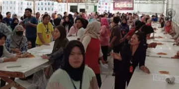 KPU Kota Tangerang Libatkan Warga Untuk Pelipatan Ribuan Surat Suara Pemilu 2024
