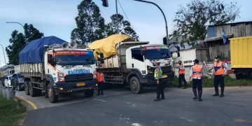 Polrestro Tangerang Kota Kandangi 33 Truk Tanah Yang Melintas di Wilayahnya