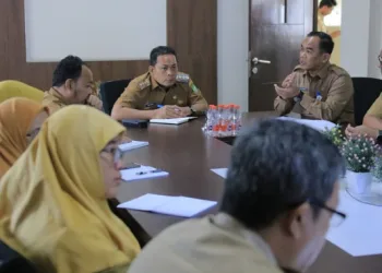 Penjabat Wali Kota Tangerang Imbau DLH Ajak Masyarakat Kelola Sampah Secara Komprehensif dan Masif