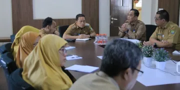Penjabat Wali Kota Tangerang Imbau DLH Ajak Masyarakat Kelola Sampah Secara Komprehensif dan Masif