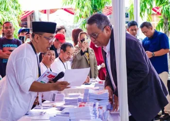 Benyamin Davnie Gelar ‘Pemilu Praktis’ di TPS: Antisipasi Hujan, Mati Lampu, dan Kerusuhan