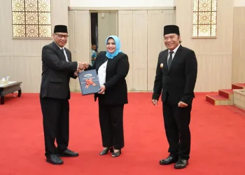 Pj Gubernur Al Muktabar Kukuhkan Kepala Perwakilan BPKP Provinsi Banten