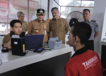 Jelang Pemilu 2024, WBP Lapas Tangerang Lakukan Perekaman KTP
