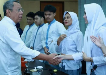 16 Siswa SMA Al-Azhar BSD Ikuti Kompetisi NHSMUN di Amerika Serikat, Begini Pesan Wali Kota Tangsel!