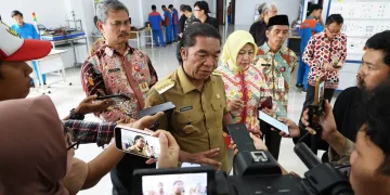 Perkuat Kompetensi Siswa SMK, Pj Gubernur Banten Al Muktabar Dorong Optimalisasi Aset Sekolah
