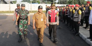 Ribuan Petugas Amankan TPS di Tangerang, Siap Kawal Demokrasi 2024!
