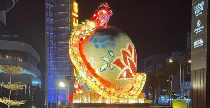 Gading Serpong Gempar dengan Kemunculan Telur Naga Raksasa!
