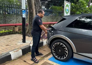 PLN Gandeng Lima Mitra Perkuat Ekosistem Kendaraan Listrik
