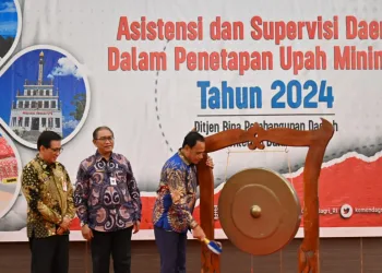 Dirjen Bina Bangda Apresiasi Pemda yang Tetapkan Upah Minimum Sesuai Ketentuan yang Berlaku