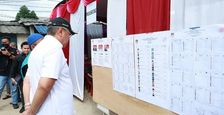 Benyamin-Pilar Tinjau Pelaksanaan Pemungutan Suara Lanjutan di Pondok Aren Tangsel