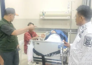 Bus Terguling di Tol Cipali Angkut Warga Ciputat Timur, Wali Kota Tangsel Meluncur ke Lokasi Kejadian