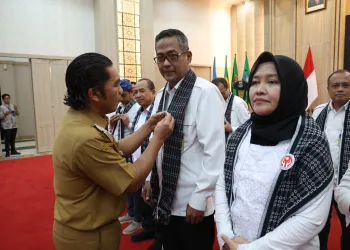 Pj Gubernur Banten Al Muktabar Kukuhkan Pengurus Dekranasda Provinsi Banten Masa Bakti 2023-2024