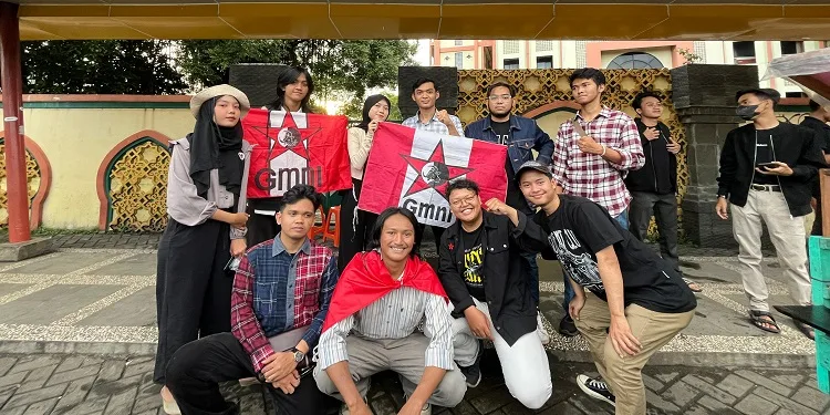 GMNI UIN Jakarta Tebar Kebaikan di Bulan Ramadhan dengan Marhaenis Berbagi Vol.2