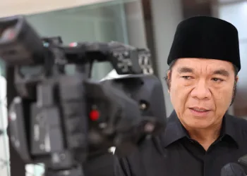Sampaikan LKPj Tahun Anggaran 2023, Pj Gubernur Al Muktabar: Capaian Indikator Makro Provinsi Banten Cukup Baik