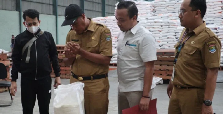 DPKP Kabupaten Tangerang Pastikan Beras Bantuan Layak Konsumsi