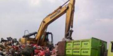 Katanya Smart City, Pemkot Tangsel Masih Mikir Buang Sampah ke Daerah Lain!