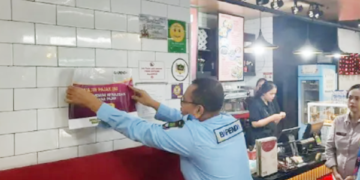 Restoran Delico di Terminal 3 Bandara Soetta Tangerang Kembali Ditempel Stiker "Belum Bayar Pajak"