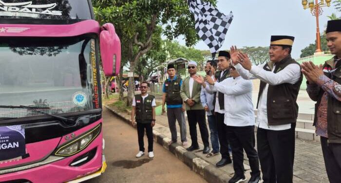 385 Calon Haji Kloter 28 Kabupaten Tangerang Dilepas Menuju Tanah Suci