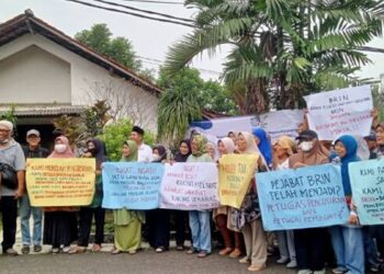 Gelar Aksi Damai, Ratusan Ilmuwan Pensiunan Puspiptek Siap Melawan Upaya Eksekusi Pengosongan Rumah Dinas oleh BRIN
