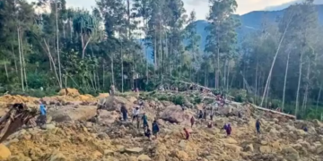 670 Orang Diperkirakan Tertimbun Tanah Longsor