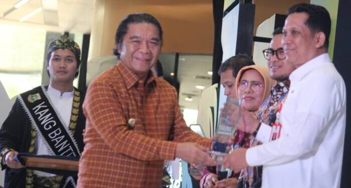 Kabupaten Tangerang Raih Digiwara Award 2024 atas Kemajuan Implementasi Transaksi Nontunai