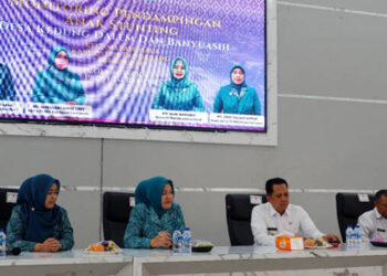 Pj Bupati Tangerang dan Ketua TP PKK Provinsi Banten Pantau Upaya Penurunan Stunting di Mauk