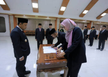 Pj Wali Kota Tangerang Kembali Mutasi Pejabat di Lingkungan Kerjanya