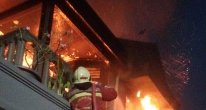 Kebakaran Melanda Rumah di Komplek Kejaksaan Agung RI Ciputat Tangsel