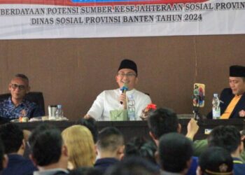 Andika Hazrumy Minta Karang Taruna di Kabupaten Serang Terjun ke Usaha Kelola Sampah
