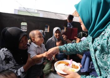 Pj Ketua TP PKK Provinsi Banten Tine Al Muktabar: Anak Stunting Harus Mendapatkan Penanganan