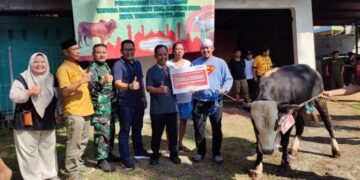 Jelang Idul Adha 2024, PT Indah Kiat Tangerang Salurkan Hewan Kurban ke Masyarakat