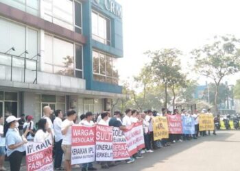 Puluhan Warga Suvarna Sutera Tolak Kenaikan IPL Tak Transparan dan Tanpa Musyawarah