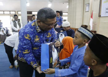 Pemkab Pandeglang dan Baznas Berbagi Kebahagiaan di Bulan Muharram dengan Santuni 100 Anak Yatim