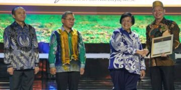 Pemkot Tangsel Terima Penghargaan dari KLHK atas Dukungan Gerakan Sekolah Adiwiyata