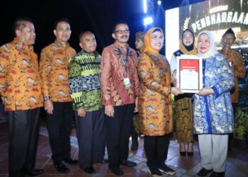 Funtastic Satu Dasawarsa, Bupati Serang Beri Penghargaan Penggiat Koperasi