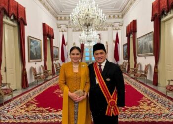 Jokowi Berikan 64 Tanda Kehormatan Termasuk Surya Paloh, Prabowo, juga Erick Thohir
