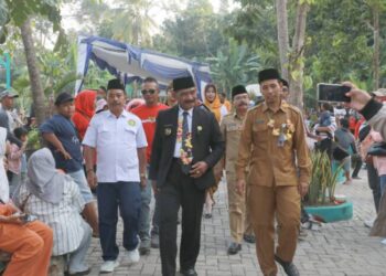 Taman Wisata Alam Sumur Kenclong Desa Tambang Ayam Diresmikan